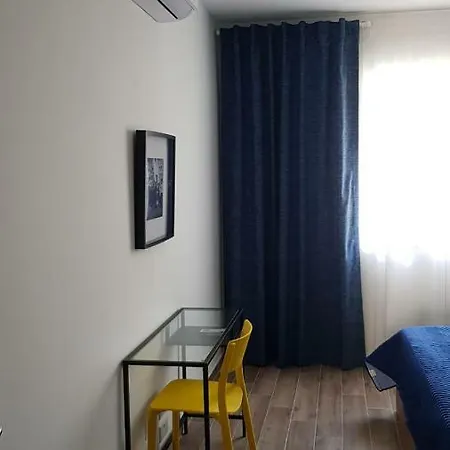 1 Bedroom With Balcony- P008 Appartement Gzira