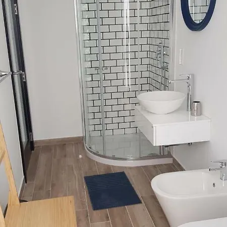 Appartement 1 Bedroom With Balcony- P008